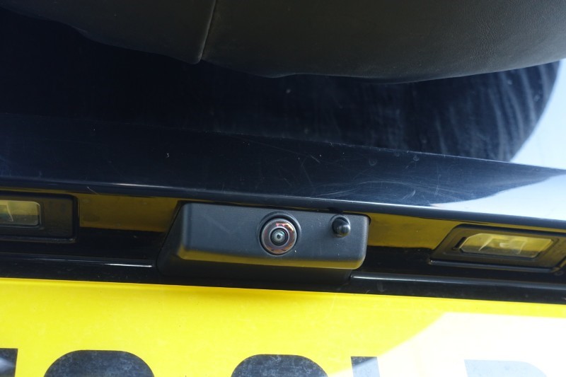 2024 (74) LAND ROVER DEFENDER 3.0 D250 X-Dynamic SE 90 3dr Auto 5129864