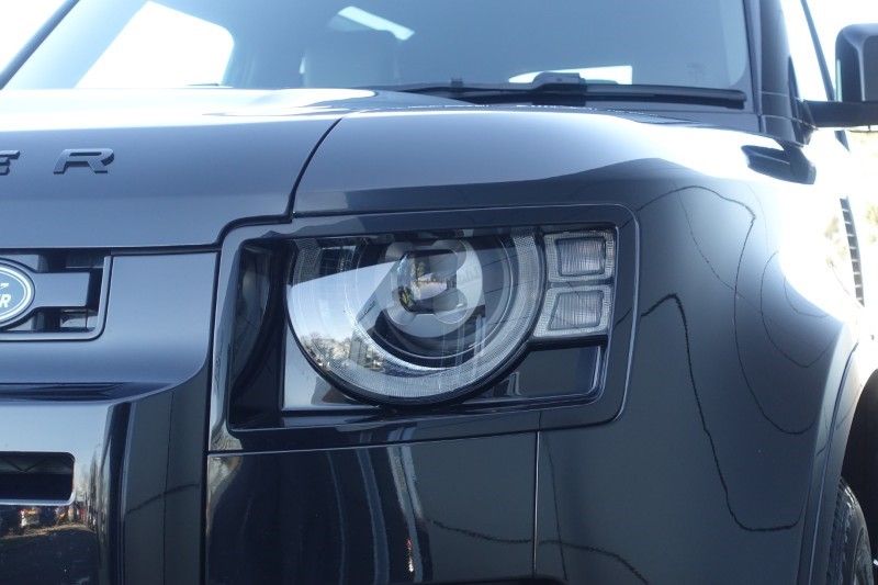 2024 (74) LAND ROVER DEFENDER 3.0 D250 X-Dynamic SE 90 3dr Auto 5129871