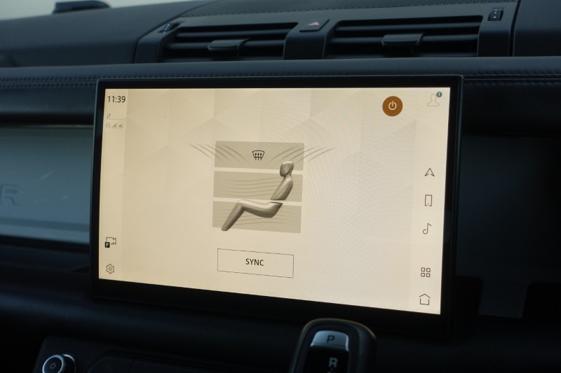 2024 (74) LAND ROVER DEFENDER 3.0 D250 X-Dynamic SE 90 3dr Auto 5129882