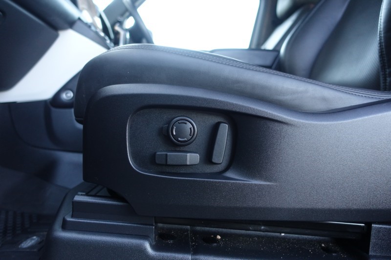 2024 (74) LAND ROVER DEFENDER 3.0 D250 X-Dynamic SE 90 3dr Auto 5129894