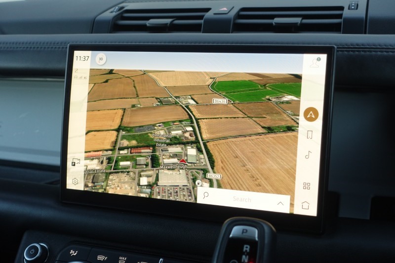 2024 (74) LAND ROVER DEFENDER 3.0 D250 X-Dynamic SE 90 3dr Auto 5129846