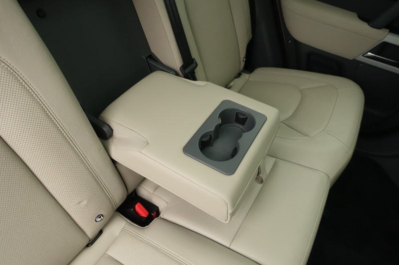 2022 (22) LAND ROVER DEFENDER 3.0 D250 XS Edition 110 5dr Auto 5081350