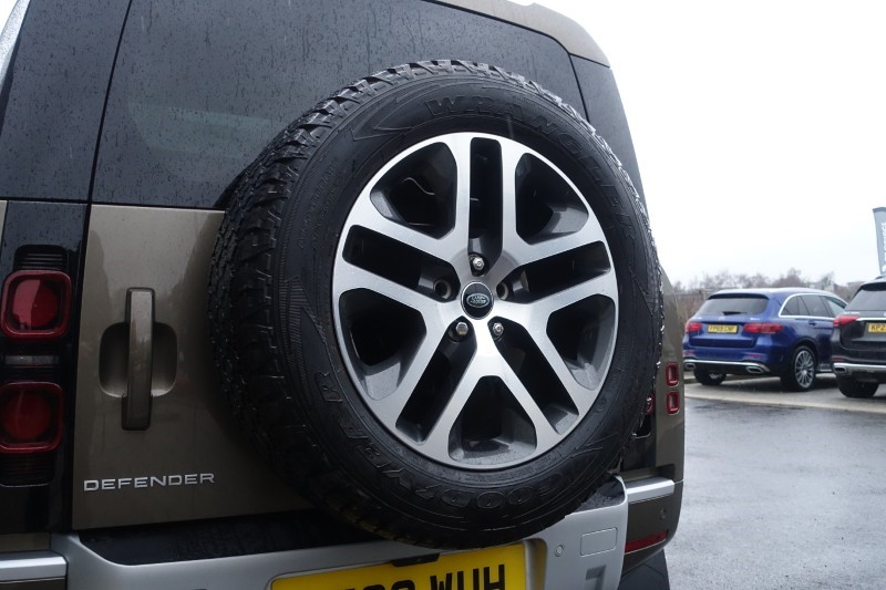 2022 (22) LAND ROVER DEFENDER 3.0 D250 XS Edition 110 5dr Auto 5081315