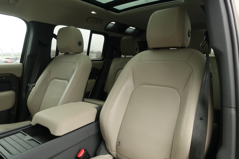 2022 (22) LAND ROVER DEFENDER 3.0 D250 XS Edition 110 5dr Auto 5081356