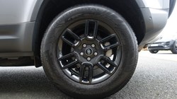 2023 (23) LAND ROVER DEFENDER 3.0 D250 SE 110 5dr Auto 5110430