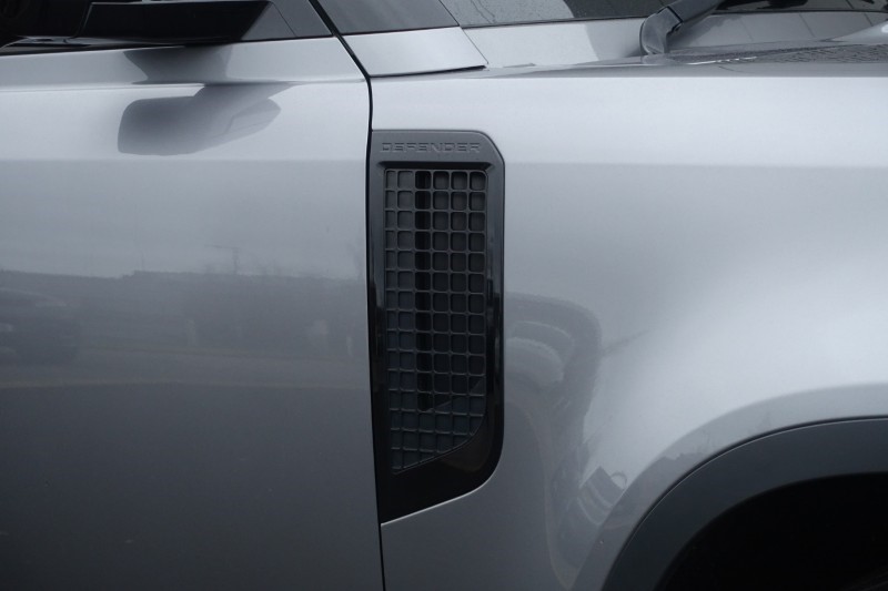 2023 (23) LAND ROVER DEFENDER 3.0 D250 SE 110 5dr Auto 5110421