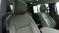 2023 (23) LAND ROVER DEFENDER 3.0 D250 SE 110 5dr Auto 5110448