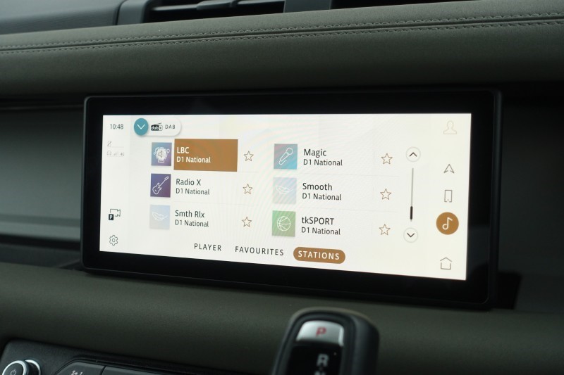 2023 (23) LAND ROVER DEFENDER 3.0 D250 SE 110 5dr Auto 5110440