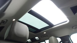 2023 (23) LAND ROVER DEFENDER 3.0 D250 SE 110 5dr Auto 5110450