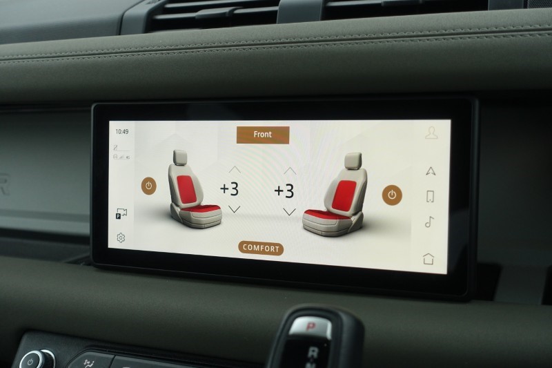 2023 (23) LAND ROVER DEFENDER 3.0 D250 SE 110 5dr Auto 5110442