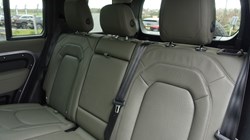 2023 (23) LAND ROVER DEFENDER 3.0 D250 SE 110 5dr Auto 5110461