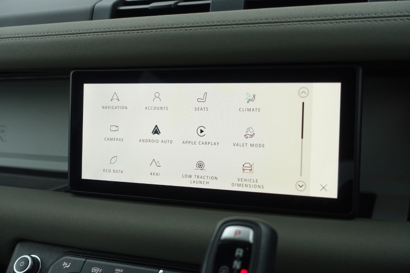 2023 (23) LAND ROVER DEFENDER 3.0 D250 SE 110 5dr Auto 5110441