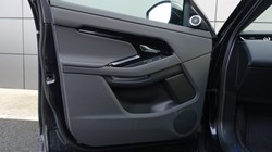 2025 (25) LAND ROVER RANGE ROVER EVOQUE 2.0 D200 Edition 5dr Auto 5040485