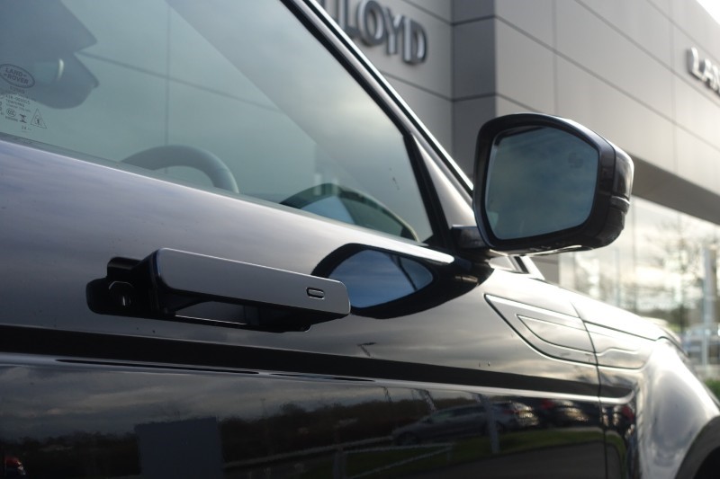 2025 (25) LAND ROVER RANGE ROVER EVOQUE 2.0 D200 Edition 5dr Auto 5040447