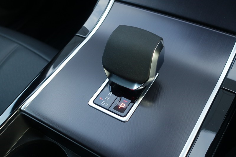 2025 (25) LAND ROVER RANGE ROVER EVOQUE 2.0 D200 Edition 5dr Auto 5040437