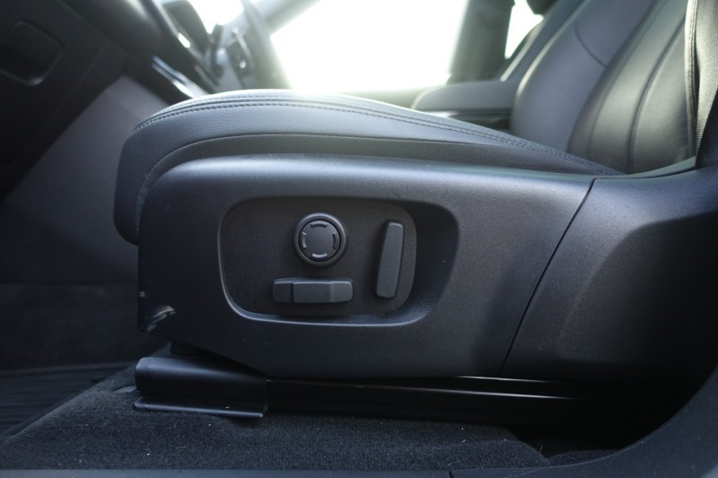 2025 (25) LAND ROVER RANGE ROVER EVOQUE 2.0 D200 Edition 5dr Auto 5040487