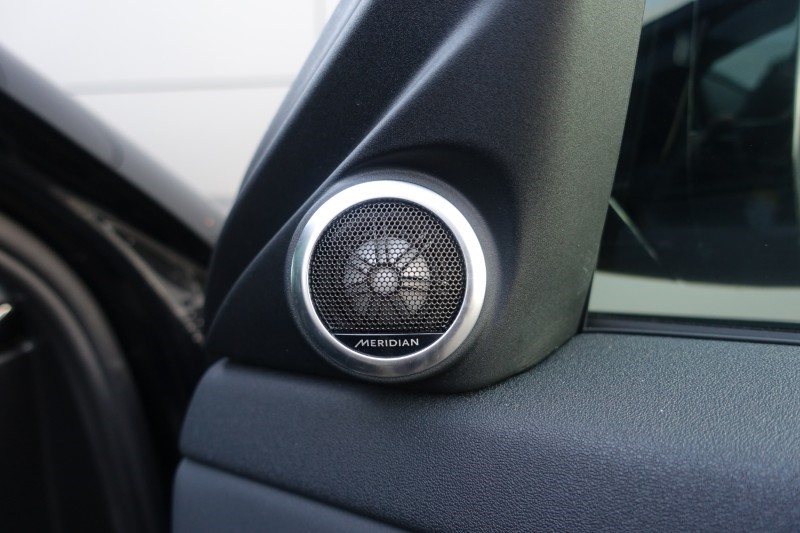 2025 (25) LAND ROVER RANGE ROVER EVOQUE 2.0 D200 Edition 5dr Auto 5040477