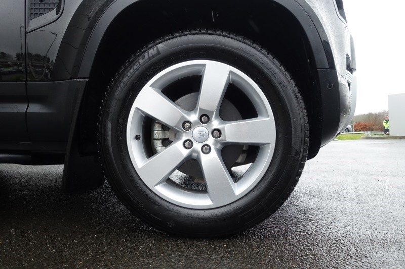 2023 (73) LAND ROVER DEFENDER 3.0 D250 HSE 90 3dr Auto 5052566