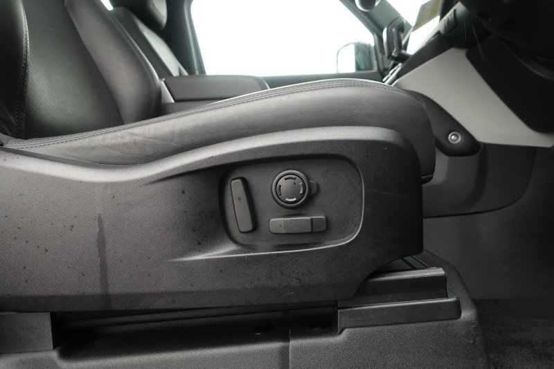 2023 (73) LAND ROVER DEFENDER 3.0 D250 HSE 90 3dr Auto 5052599