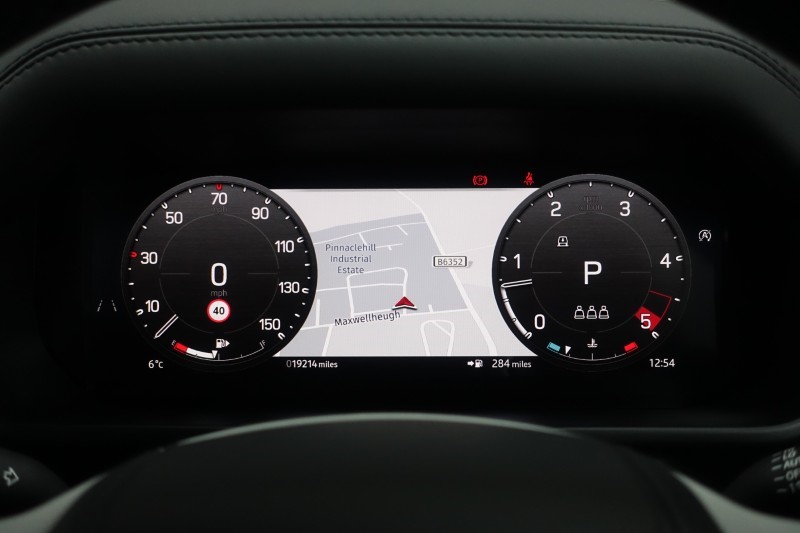 2023 (73) LAND ROVER DEFENDER 3.0 D250 HSE 90 3dr Auto 5052561