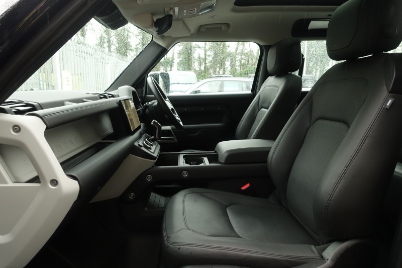 2023 (73) LAND ROVER DEFENDER 3.0 D250 HSE 90 3dr Auto 5052548