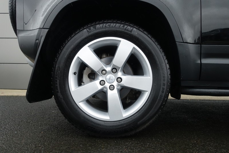 2023 (73) LAND ROVER DEFENDER 3.0 D250 HSE 90 3dr Auto 5052572