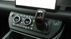 2023 (73) LAND ROVER DEFENDER 3.0 D250 HSE 90 3dr Auto 5052558