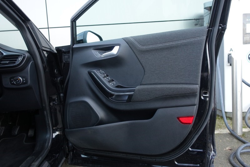 2020 (70) FORD PUMA 1.0 EcoBoost Hybrid mHEV Titanium 5dr 5083862