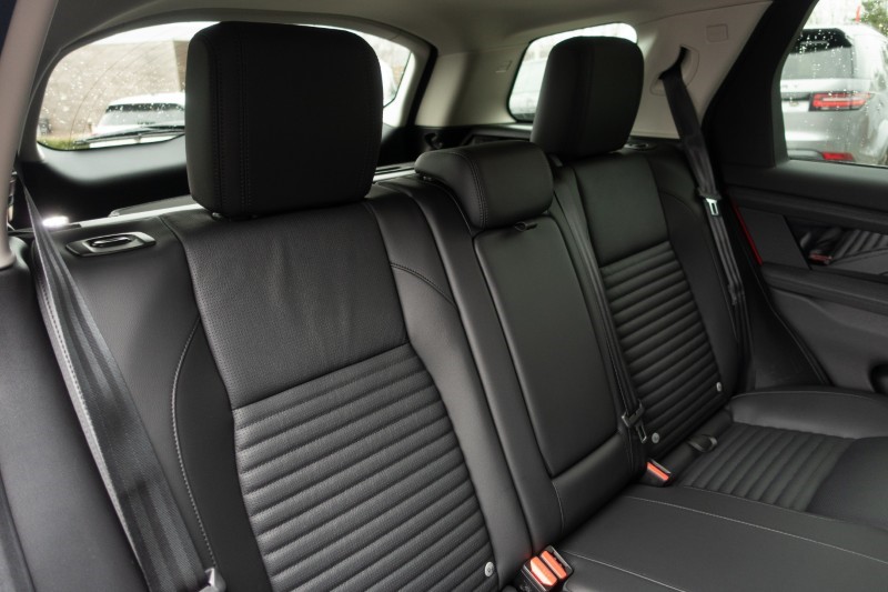 2024 (74) LAND ROVER DISCOVERY SPORT 1.5 P270e S 5dr Auto [5 Seat] 5094316