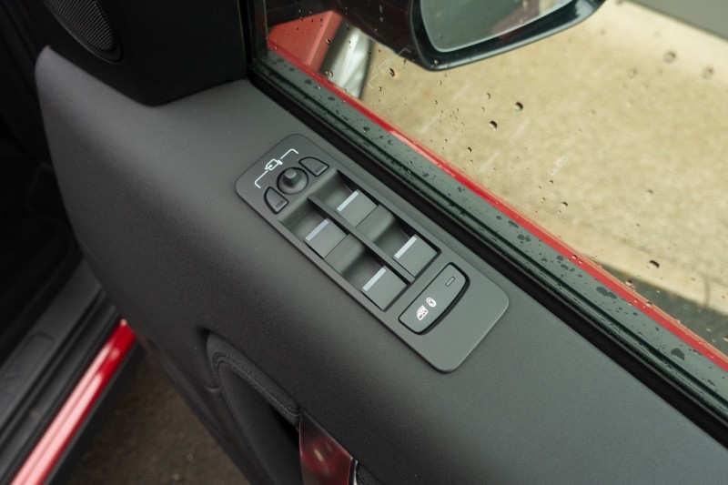 2024 (74) LAND ROVER DISCOVERY SPORT 1.5 P270e S 5dr Auto [5 Seat] 5094313