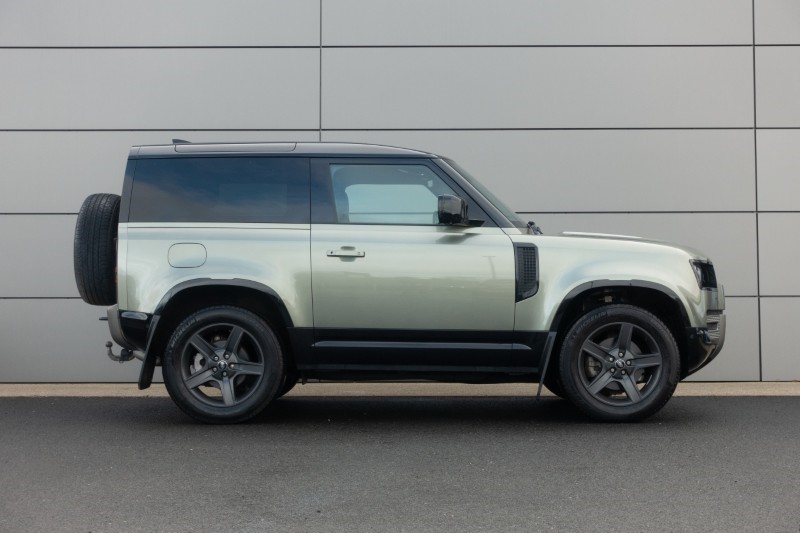 2023 (23) LAND ROVER DEFENDER 3.0 D250 X-Dynamic SE 90 3dr Auto 5123973
