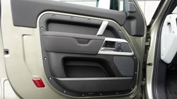 2023 (23) LAND ROVER DEFENDER 3.0 D250 X-Dynamic SE 90 3dr Auto 5124025