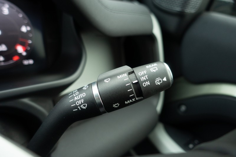 2023 (23) LAND ROVER DEFENDER 3.0 D250 X-Dynamic SE 90 3dr Auto 5124007