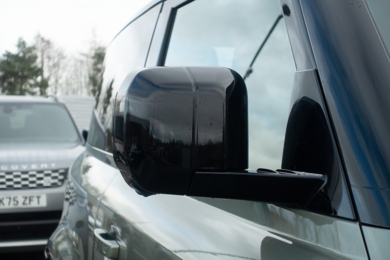 2023 (23) LAND ROVER DEFENDER 3.0 D250 X-Dynamic SE 90 3dr Auto 5123990