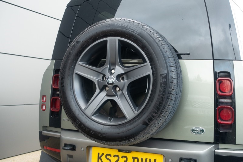 2023 (23) LAND ROVER DEFENDER 3.0 D250 X-Dynamic SE 90 3dr Auto 5123996