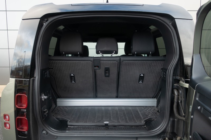 2023 (23) LAND ROVER DEFENDER 3.0 D250 X-Dynamic SE 90 3dr Auto 5123978