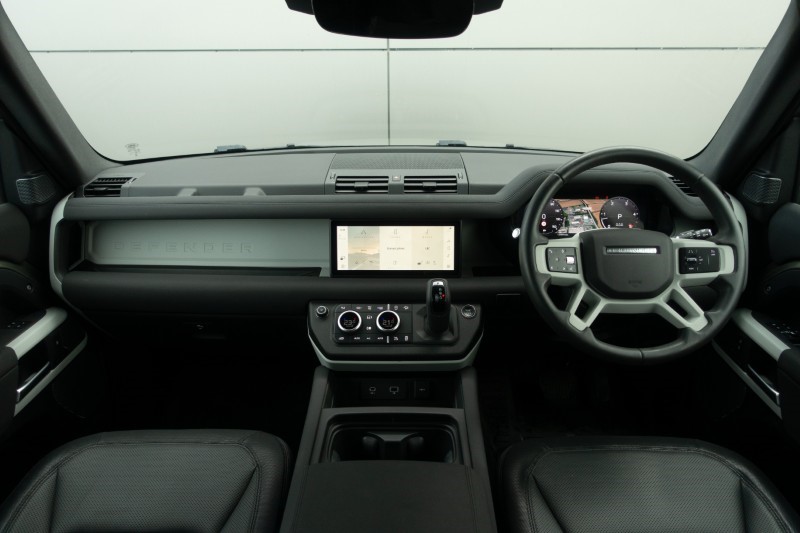 2023 (23) LAND ROVER DEFENDER 3.0 D250 X-Dynamic SE 90 3dr Auto 5123977