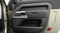 2023 (23) LAND ROVER DEFENDER 3.0 D250 X-Dynamic SE 90 3dr Auto 5124021