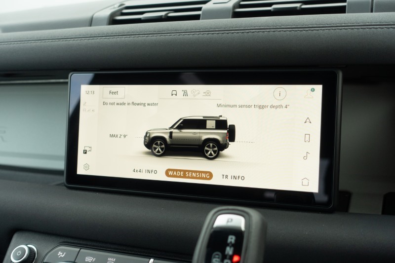 2023 (23) LAND ROVER DEFENDER 3.0 D250 X-Dynamic SE 90 3dr Auto 5124016