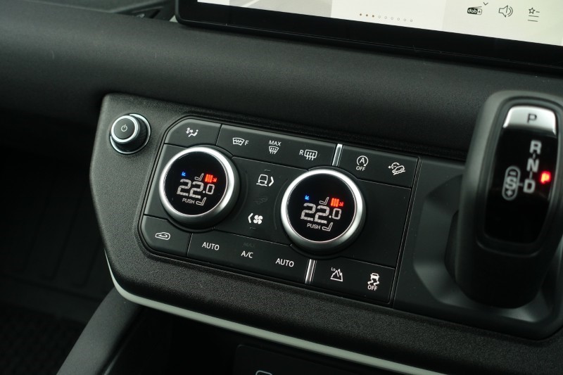 2021 (71) LAND ROVER COMMERCIAL DEFENDER 3.0 D200 Hard Top Auto 5106401