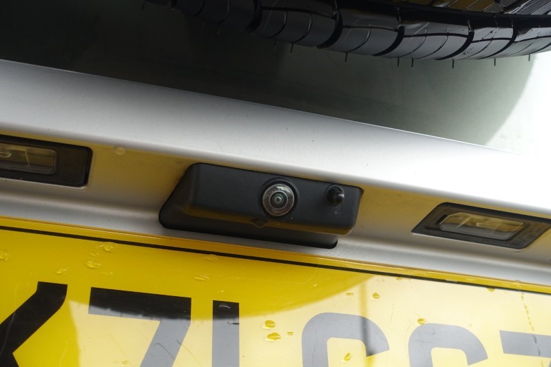 2021 (71) LAND ROVER COMMERCIAL DEFENDER 3.0 D200 Hard Top Auto 5106384