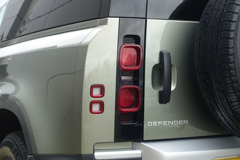 2021 (71) LAND ROVER COMMERCIAL DEFENDER 3.0 D200 Hard Top Auto 5106377