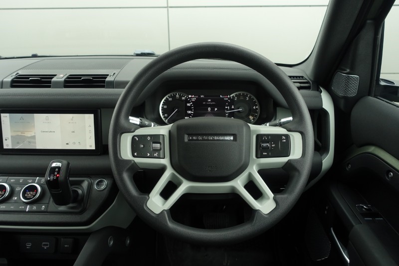 2021 (71) LAND ROVER COMMERCIAL DEFENDER 3.0 D200 Hard Top Auto 5106373