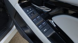 2024 (74) LAND ROVER RANGE ROVER EVOQUE 2.0 D165 S 5dr 2WD 5128519