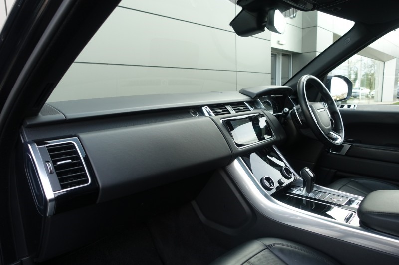 2020 (70) LAND ROVER RANGE ROVER SPORT 2.0 P400e HSE Dynamic Black 5dr Auto 5122204