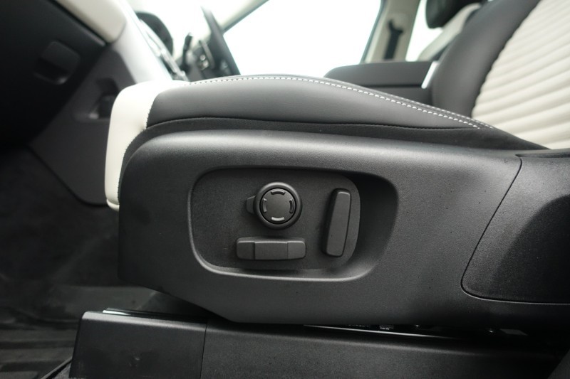 2025 (25) LAND ROVER DISCOVERY 3.0 D350 Dynamic HSE 5dr Auto 5046556