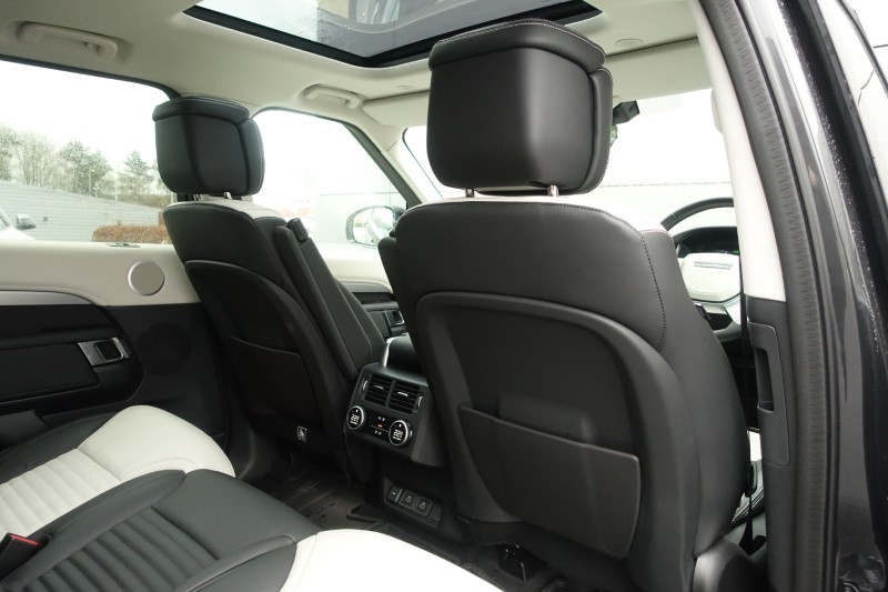 2025 (25) LAND ROVER DISCOVERY 3.0 D350 Dynamic HSE 5dr Auto 5046548