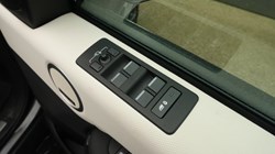 2025 (25) LAND ROVER DISCOVERY 3.0 D350 Dynamic HSE 5dr Auto 5046546