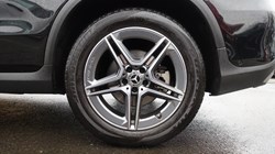 2022 (22) MERCEDES-BENZ GLC 220d 4Matic AMG Line 5dr 9G-Tronic 5082077