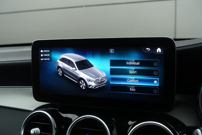 2022 (22) MERCEDES-BENZ GLC 220d 4Matic AMG Line 5dr 9G-Tronic 5082086